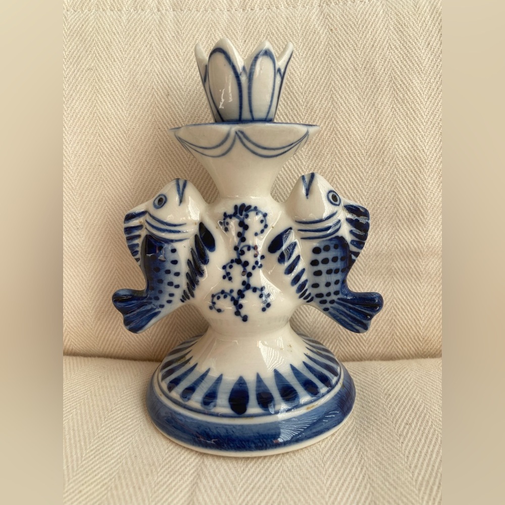 GZHEL BLUE AND WHITE FOLK ART PIECES Soviet blue and white candlestick